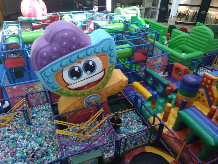 Agendão: fim de semana tem circo, ensaio de escolas de Agendão: fim de semana tem circo, ensaio de escolas de samba, torneio de Pokémon e rock para crianças