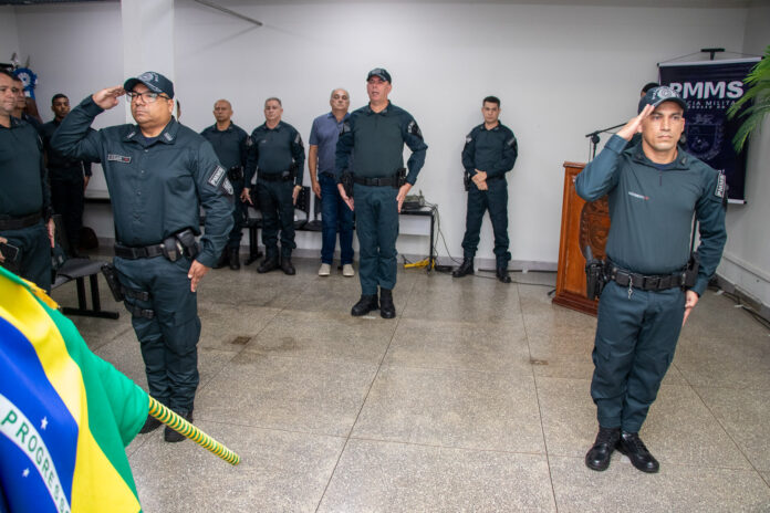 Cinco Unidades da PMMS recebem novos comandantes em Campo Grande Cinco Unidades da PMMS recebem novos comandantes em Campo Grande
