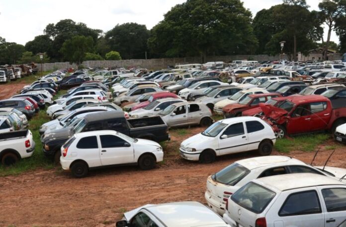 Detran-MS otimiza processos e supera marca de 80 leilões realizados Detran-MS otimiza processos e supera marca de 80 leilões realizados pelo segundo ano seguido