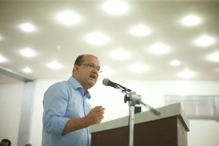 Em Naviraí, Governo de MS entrega Núcleo Regional de Medicina e anuncia ampliação do aeroporto