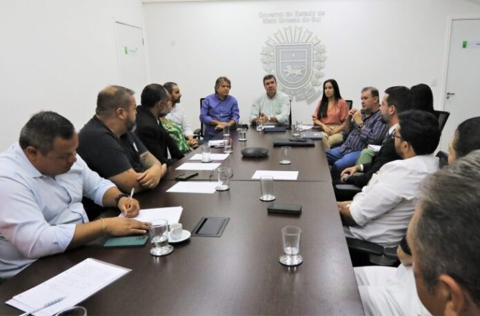 Governo de MS recebe representantes do Fórum dos Servidores para discutir questão previdenciária