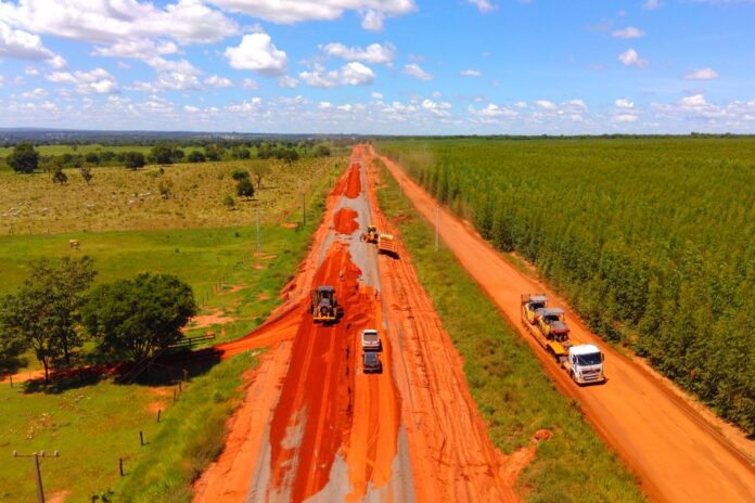 Obras em rodovias encurtam caminho entre Ribas e Camapuã e Obras em rodovias encurtam caminho entre Ribas e Camapuã e levam desenvolvimento à região