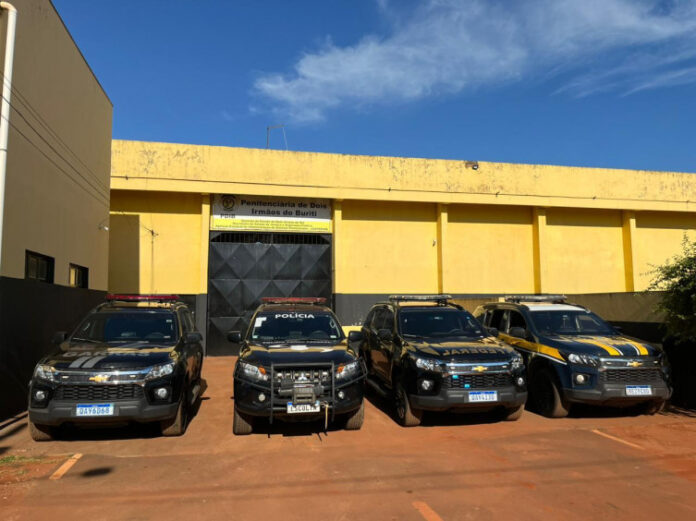 Operação cumpre mandados contra presidiários e servidores estaduais