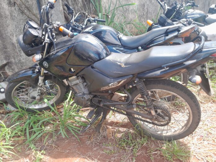 Polícia Civil elucida roubo com emprego de arma de fogo e arma branca, identifica autores e recupera veículo