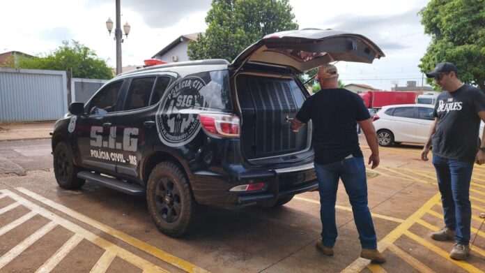 Polícia Civil prende em flagrante autor de homicídio qualificado ocorrido em Dourados e liberta mulher de cárcere