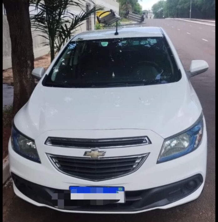 Polícia Civil recupera veículo furtado em Campo Grande e prende Polícia Civil recupera veículo furtado em Campo Grande e prende o receptador em flagrante
