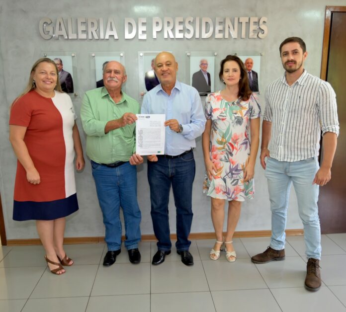 Assinatura de Convênio de Resíduos Sólidos da AGEMS reforça compromisso ambiental com Figueirão