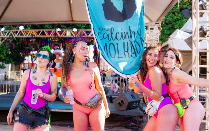 Campo Grande recebe desfile dos blocos de Carnaval neste fim Campo Grande recebe desfile dos blocos de Carnaval neste fim de semana