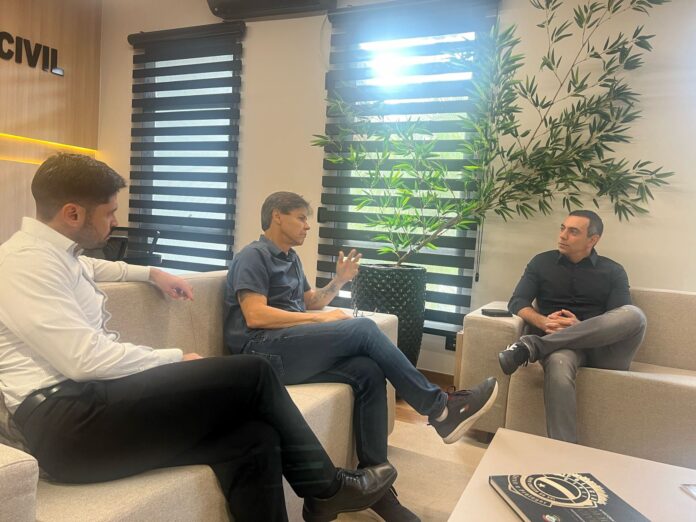 Delegado-Geral do Mato Grosso do Sul recebe o futuro Deputado Estadual Paulo Duarte, em Campo Grande