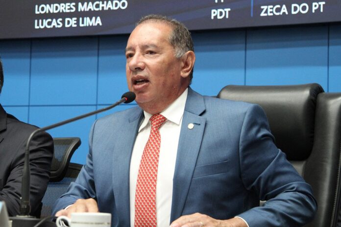 Gerson anuncia reunião na 5ª para apresentação do cronograma de Gerson anuncia reunião na 5ª para apresentação do cronograma de pagamento de emendas