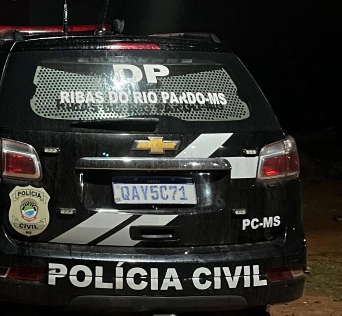 Homem mata cachorro a pauladas e é preso pela Polícia Civil em Ribas do Rio Pardo