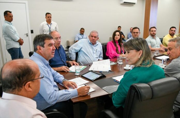 Água Clara garante recursos para pavimentação asfáltica em bairros, aeródromo Água Clara garante recursos para pavimentação asfáltica em bairros, aeródromo e hospital municipal