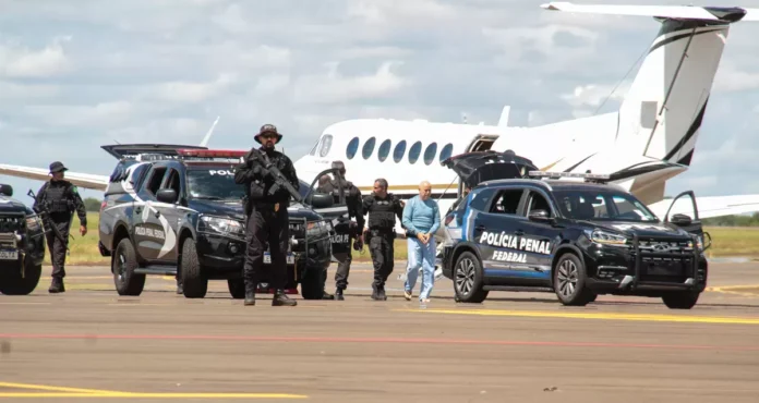 Chiquinho Brazão e Ronnie Lessa ficarão no mesmo presídio em Chiquinho Brazão e Ronnie Lessa ficarão no mesmo presídio em Campo Grande