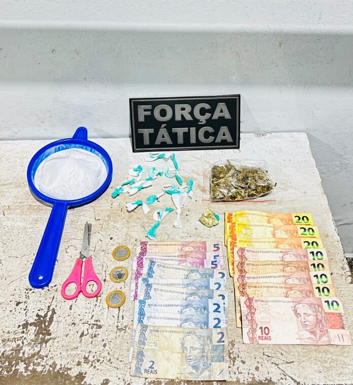 Força tática de Corumbá prende mulher em flagrante por tráfico Força tática de Corumbá prende mulher em flagrante por tráfico de drogas