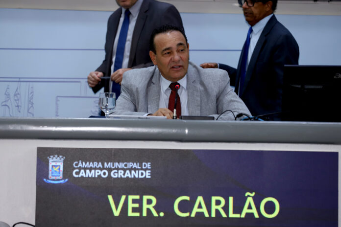 Novas Leis do Carlão: “Encontro Motorhome e Campistas do Pantanal” Novas Leis do Carlão: “Encontro Motorhome e Campistas do Pantanal” e ampliação de vagas para alunos com TEA e outras deficiências