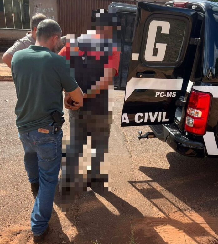 Polícia Civil do Mato Grosso do Sul prende, em Ivinhema, Polícia Civil do Mato Grosso do Sul prende, em Ivinhema, foragido da justiça do Paraná