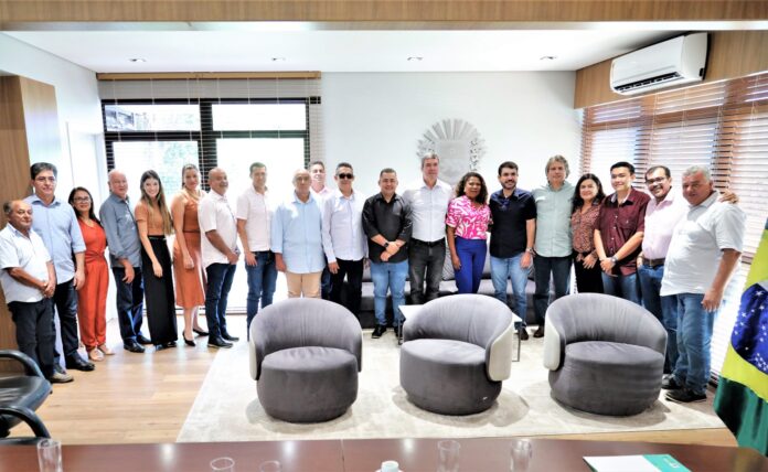 Rio Negro terá praça central revitalizada, mais asfalto e iluminação com repasses do Governo de MS