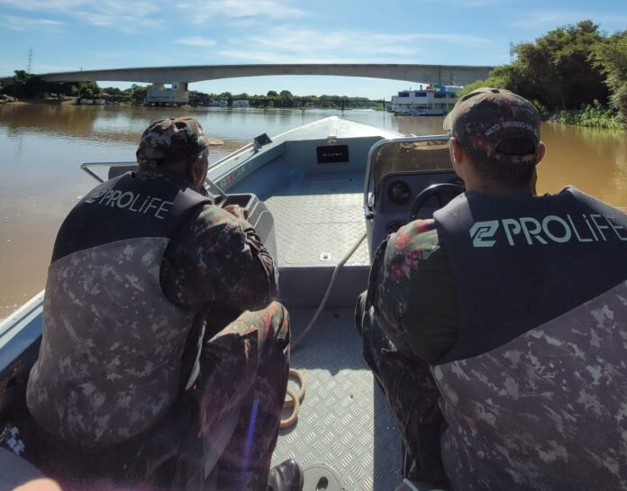 1º BPMA divulga resultados da fiscalização na bacia do rio 1º BPMA divulga resultados da fiscalização na bacia do rio Paraguai em março