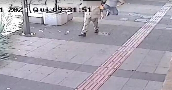 Agente de trânsito agredido com ‘voadora’ é afastado do trabalho até maio