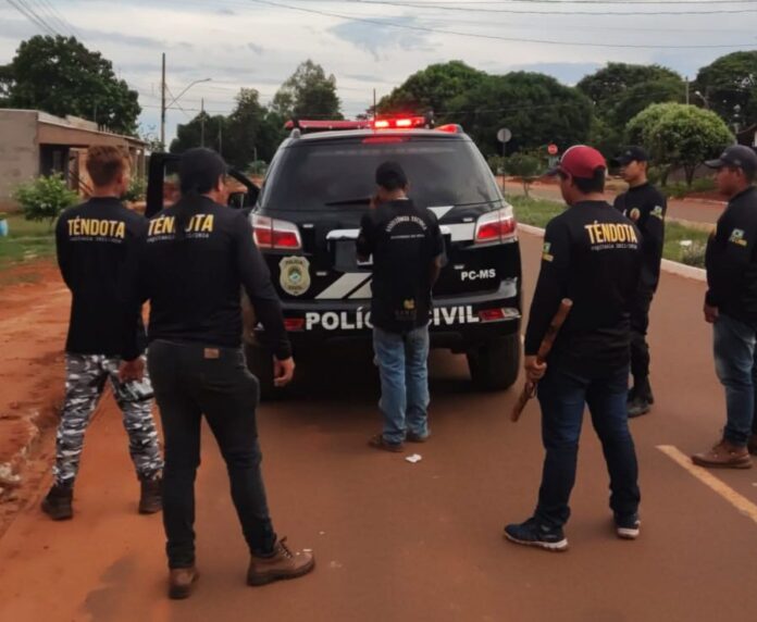 Com apoio de lideranças indígenas, Polícia Civil recupera moto furtada Com apoio de lideranças indígenas, Polícia Civil recupera moto furtada e prende autor em flagrante no município de Iguatemi