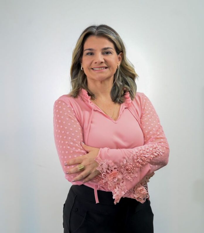 Na AGEMS, Margareth encontrou oportunidade e equilíbrio para vivenciar a paixão pelas ciências exatas e humanas   