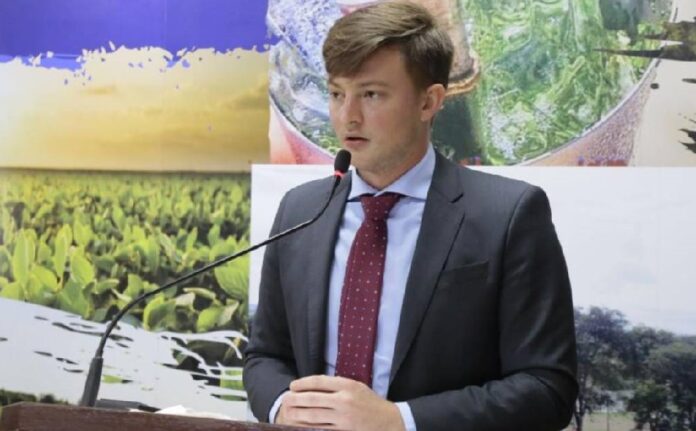 Pesquisa registrada: Lucas Foroni tem 90% de aprovação em Rio Brilhante