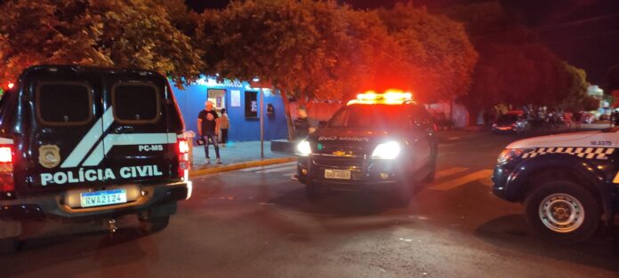 Polícia Civil deflagra operação “Cano&Cana” e prende motociclistas/motoristas e apreende Polícia Civil deflagra operação “Cano&Cana” e prende motociclistas/motoristas e apreende várias motocicletas no centro de Caarapó