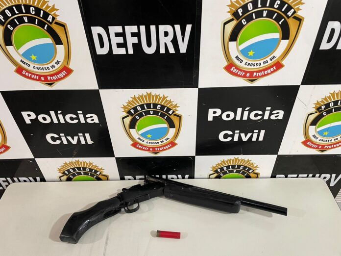 Polícia Civil desencadei 2ª fase da operação “Compra Segura”, indicia mais um autor de roubo de veículo e apreende arma do crime em Campo Grande