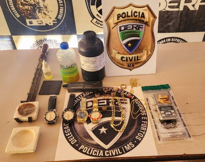 Polícia Civil identifica e prende integrantes de associação criminosa que Polícia Civil identifica e prende integrantes de associação criminosa que realizou furtos em residências na Carandá Bosque e Vila Almeida em Campo Grande