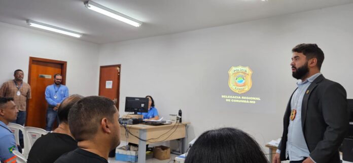 Polícia Civil participa de palestra em Corumbá, com o objetivo Polícia Civil participa de palestra em Corumbá, com o objetivo de combater furto de água na região