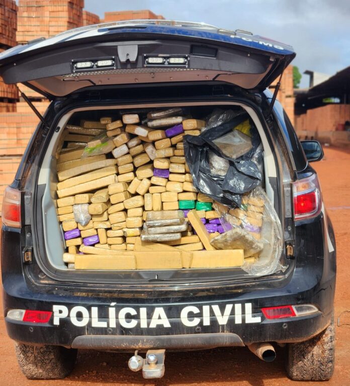 Polícia Civil realiza incineração de drogas apreendidas em Coxim Polícia Civil realiza incineração de drogas apreendidas em Coxim