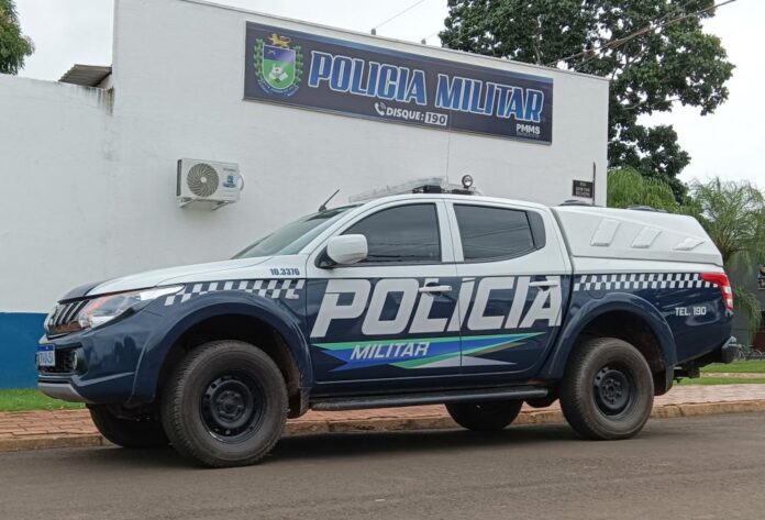 Polícia Militar prende dois homens em flagrante por furto e Polícia Militar prende dois homens em flagrante por furto e posse de maconha em Rio Verde de MT/MS