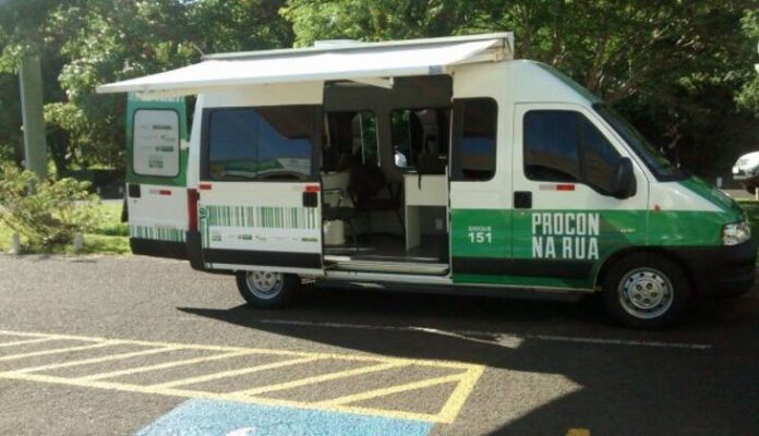 ‘Procon na Rua’ disponibiliza atendimento Jardim Tarumã durante ação da ‘Procon na Rua’ disponibiliza atendimento Jardim Tarumã durante ação da UEMS