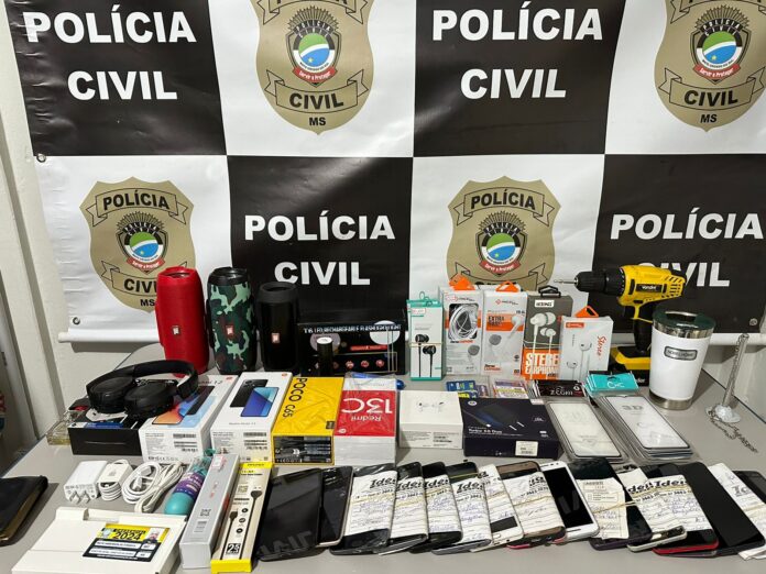 A Polícia Civil elucida quatro furtos ocorridos nos últimos 2 A Polícia Civil elucida quatro furtos ocorridos nos últimos 2 dias em Batayporã