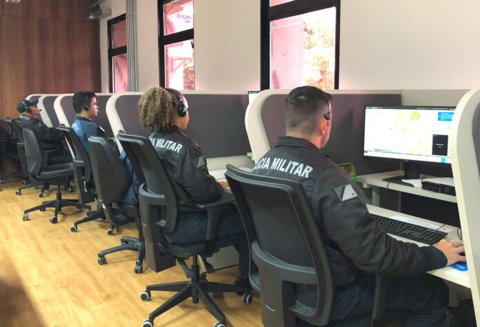 Após denúncia anônima no 181 da PMMS, foragida da justiça Após denúncia anônima no 181 da PMMS, foragida da justiça é presa