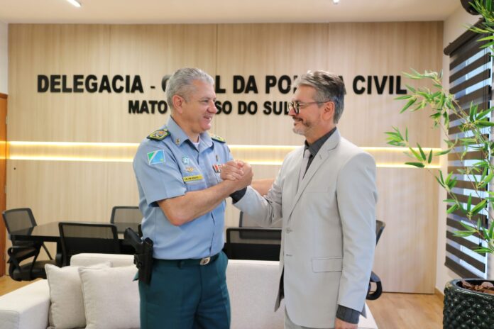 Delegado-Geral da Polícia Civil recebe visita institucional do Comandante-Geral da Delegado-Geral da Polícia Civil recebe visita institucional do Comandante-Geral da Polícia Militar