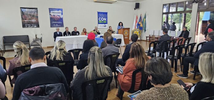 Encontro de Procons: especialista defende tratamento digno a superendividados Encontro de Procons: especialista defende tratamento digno a superendividados