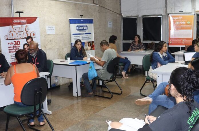 Feirão da Empregabilidade na Funtrab oferece 168 empregos na terça-feira Feirão da Empregabilidade na Funtrab oferece 168 empregos na terça-feira