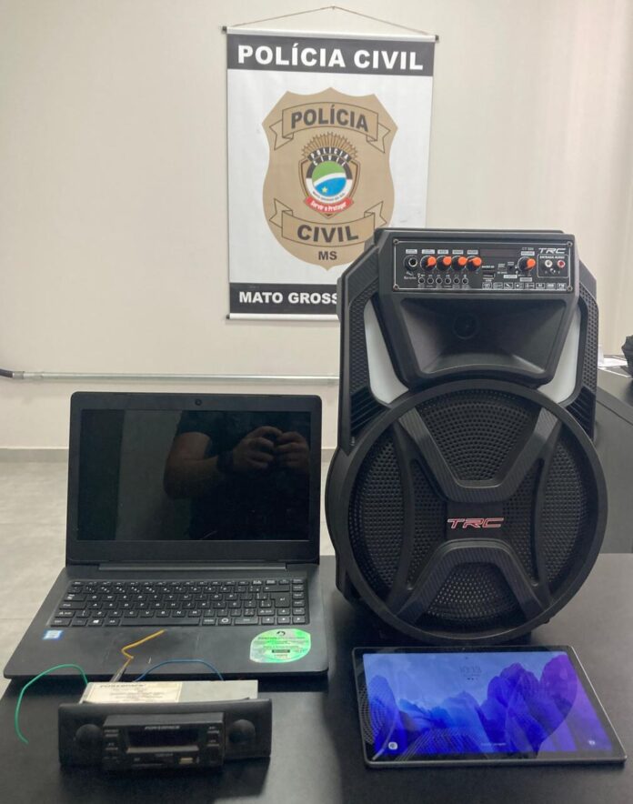 Polícia Civil soluciona peculato e recupera objetos furtados da prefeitura Polícia Civil soluciona peculato e recupera objetos furtados da prefeitura em Santa Rita do Pardo