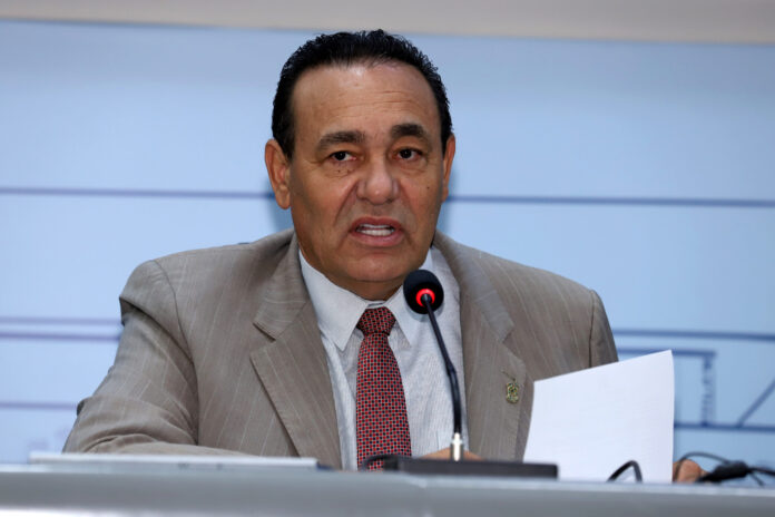 Presidente Carlão destaca aprovação da Câmara a Mutirão da Conciliação Presidente Carlão destaca aprovação da Câmara a Mutirão da Conciliação Fiscal, com 90% de desconto e avanços a servidores da Educação e Saúde