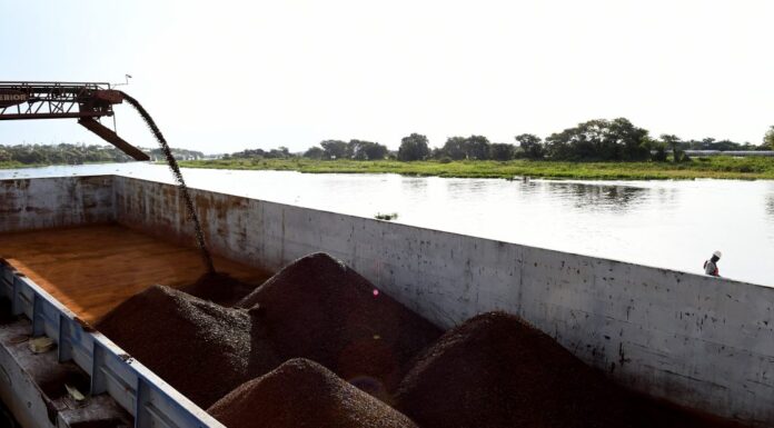Balança comercial de Mato Grosso do Sul tem superávit com Balança comercial de Mato Grosso do Sul tem superávit com saldo de US$ 2,9 bilhões no ano