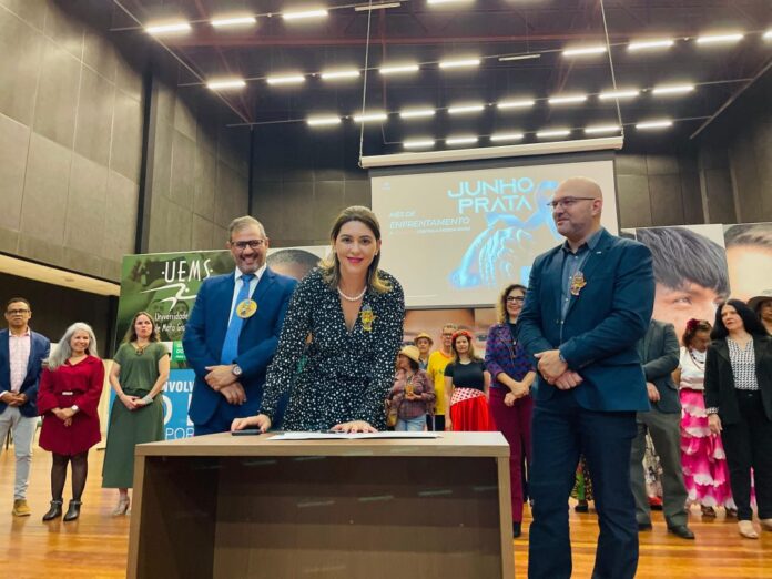 Com mais de 140 ações, campanha Junho Prata conscientiza sobre combate à violência contra população idosa