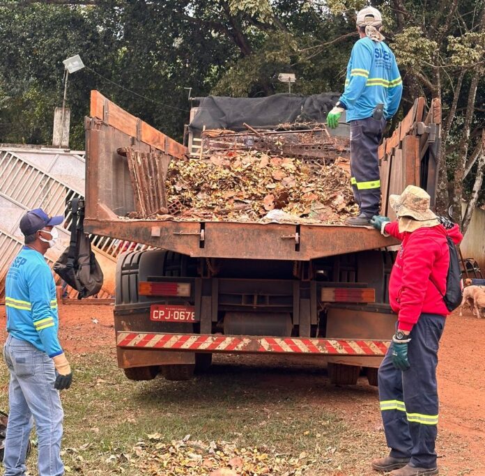 Polícia Civil coordena mutirão de limpeza realizado em ONG em Polícia Civil coordena mutirão de limpeza realizado em ONG em que protetoras dos animais foram presas por maus-tratos e poluição ambiental