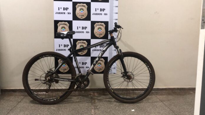 Polícia Civil prende idoso por furtar bicicleta no município de Jardim