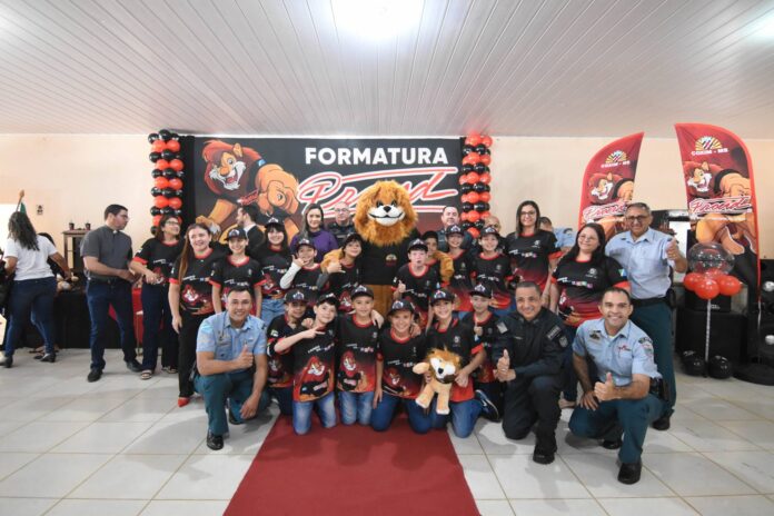 Polícia Militar forma alunos do Proerd em Sonora Polícia Militar forma alunos do Proerd em Sonora