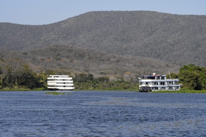 Rio extenso e milhões na economia: turismo no Pantanal atrai Rio extenso e milhões na economia: turismo no Pantanal atrai visitantes do mundo