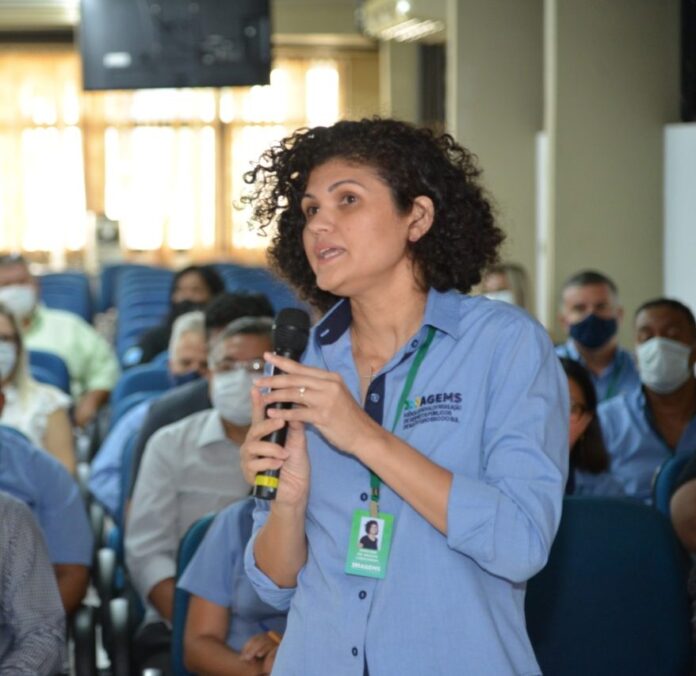 Uma mulher por trás da estratégia: a jornada de Hosilene Uma mulher por trás da estratégia: a jornada de Hosilene Lubacheski na AGEMS