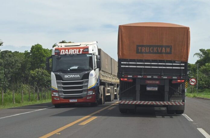 Voucher Transportador amplia para duas mil vagas os beneficiários do programa no Estado