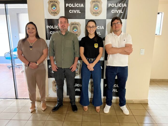 8d5efefa-08ff-4434-a962-2fa34fd25d3e