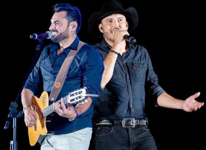 Com modão sertanejo, Teodoro e Sampaio, e João Haroldo e Betinho encerram Festival de Inverno em grande estilo